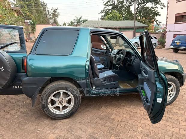 Toyota RAV4 Cabriolet 1998 Green