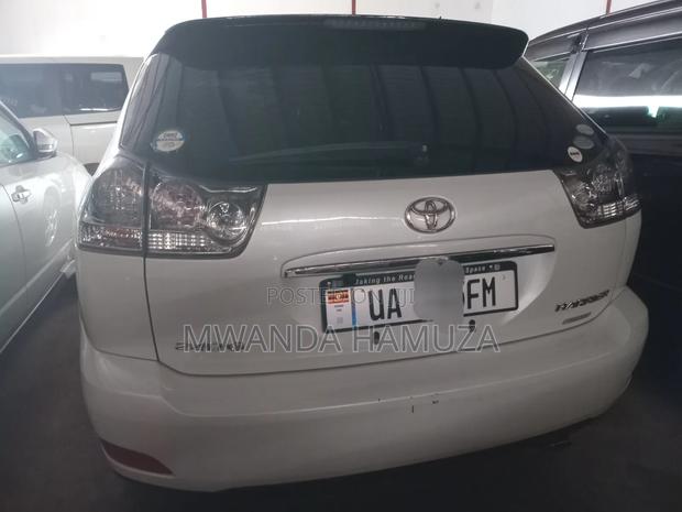Toyota Harrier 2010 White