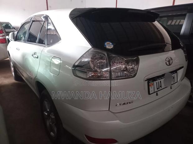 Toyota Harrier 2010 White