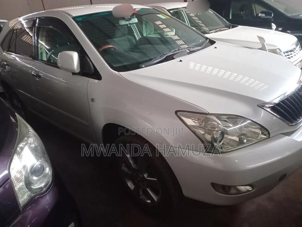 Toyota Harrier 2010 White
