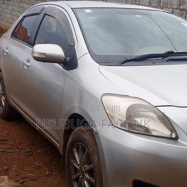 Toyota Belta 2008 Silver