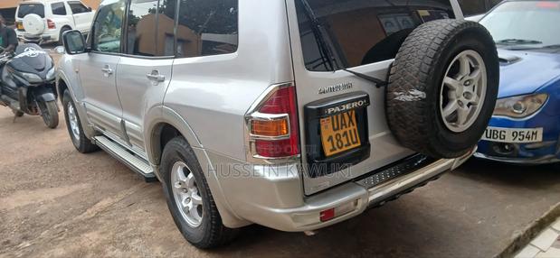 Mitsubishi Pajero 2007 Silver
