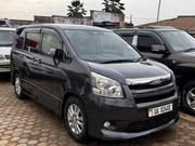 Toyota Noah 2009 Gray for sale