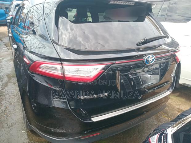 Toyota Harrier 2017 Black