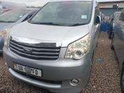 Toyota Noah 2011 Silver for sale