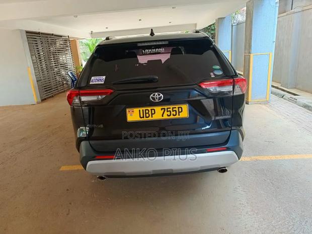 Toyota RAV4 2020 Black