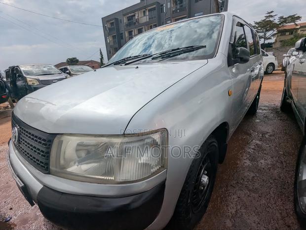 Toyota Probox 2005 Silver