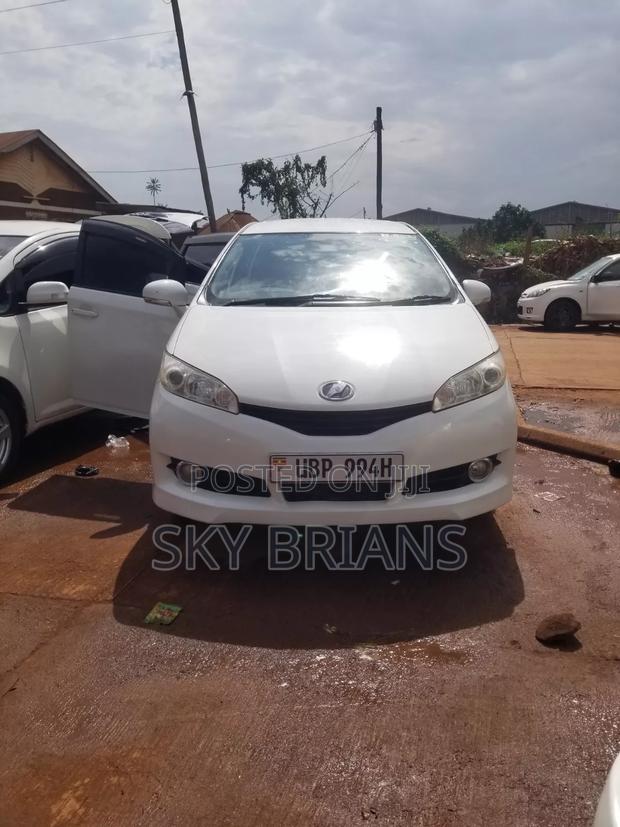 Toyota Wish 2009 White