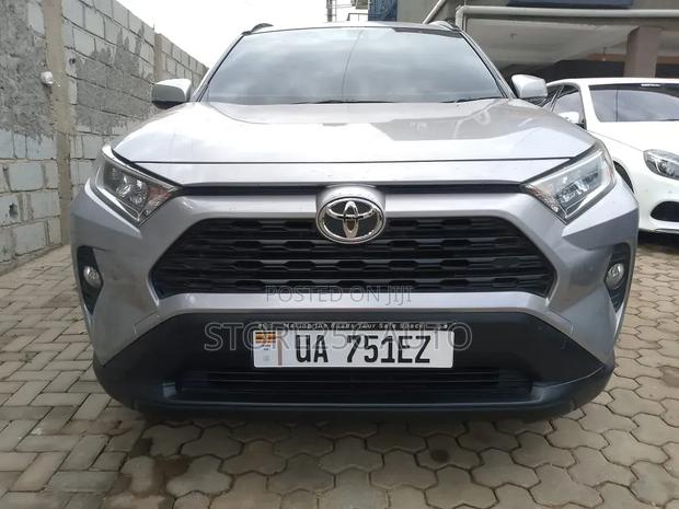 Toyota RAV4 2020 Silver
