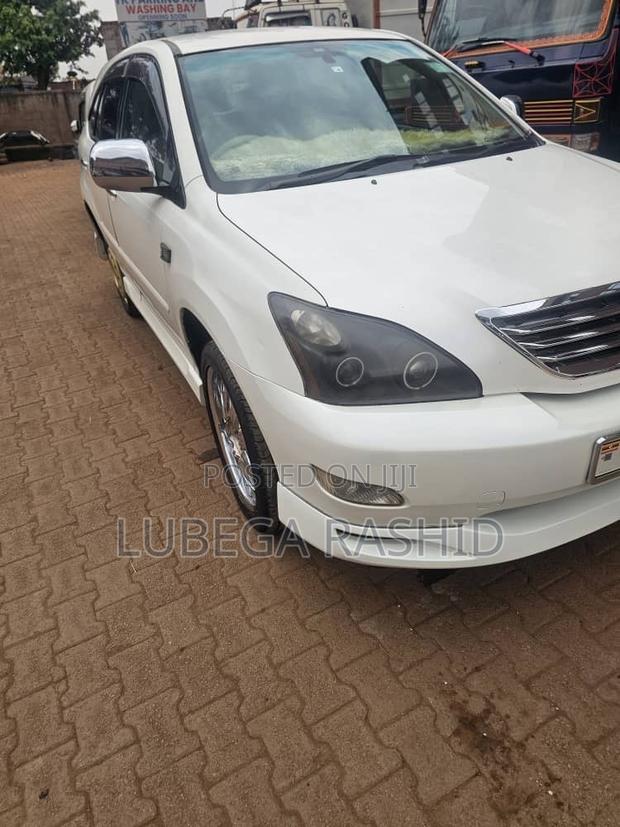 Toyota Harrier 2.4 4WD 2006 White