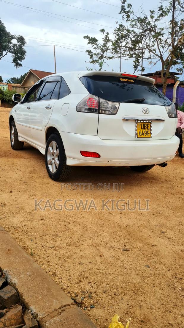 Toyota Harrier 2.4 2006 White