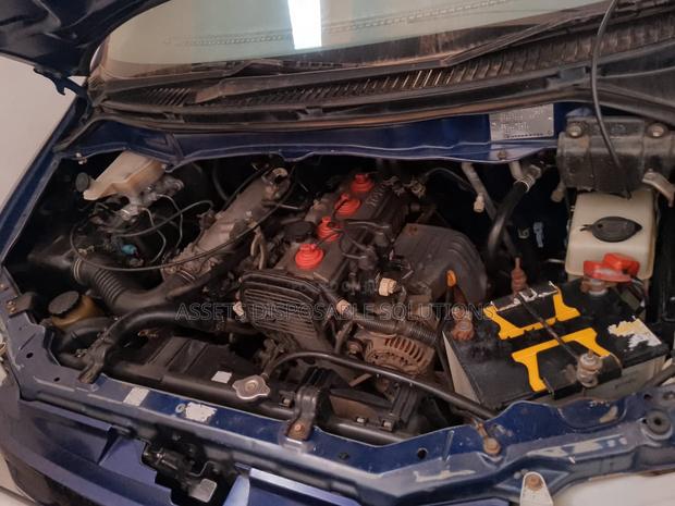 Toyota Noah 2001 Blue