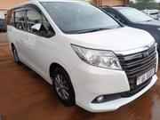 Toyota Noah 2014 White for sale