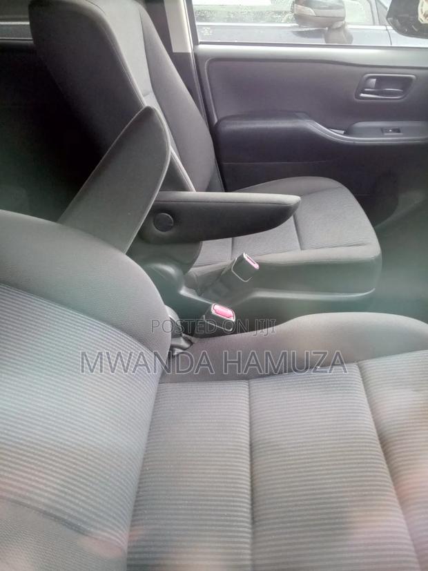 Toyota Noah 2014 White