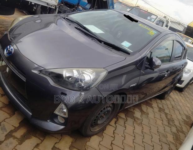 Toyota Aqua 2013 Gray