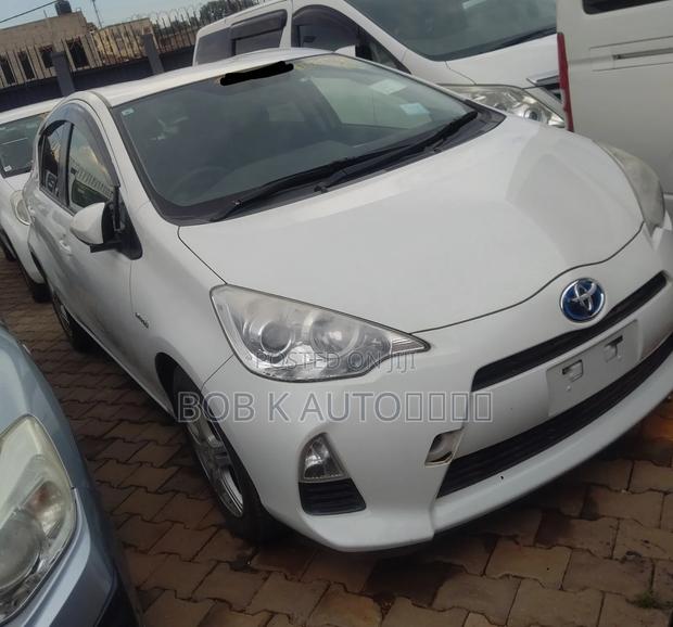 Toyota Aqua 2013 White