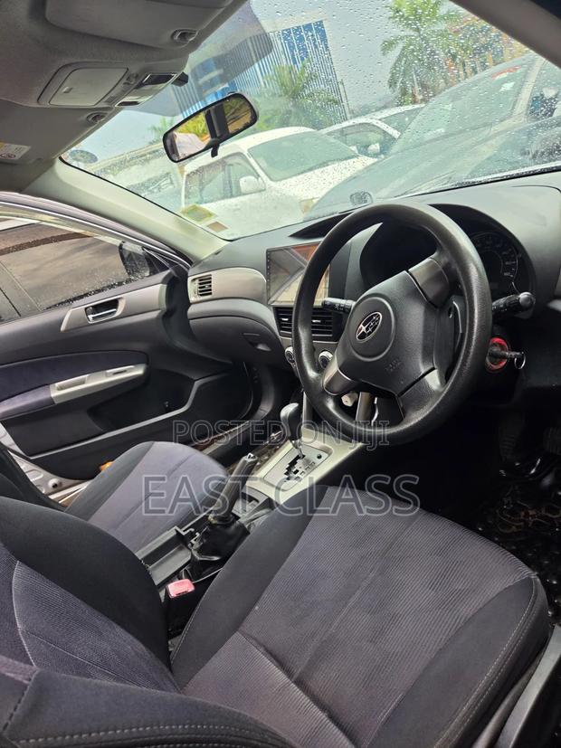Subaru Forester 2010 Silver