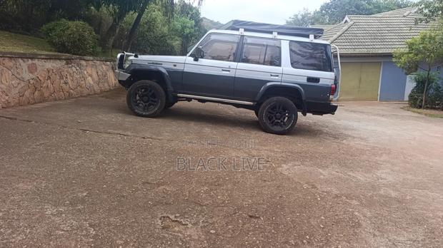 Toyota Land Cruiser Prado 1993 Silver