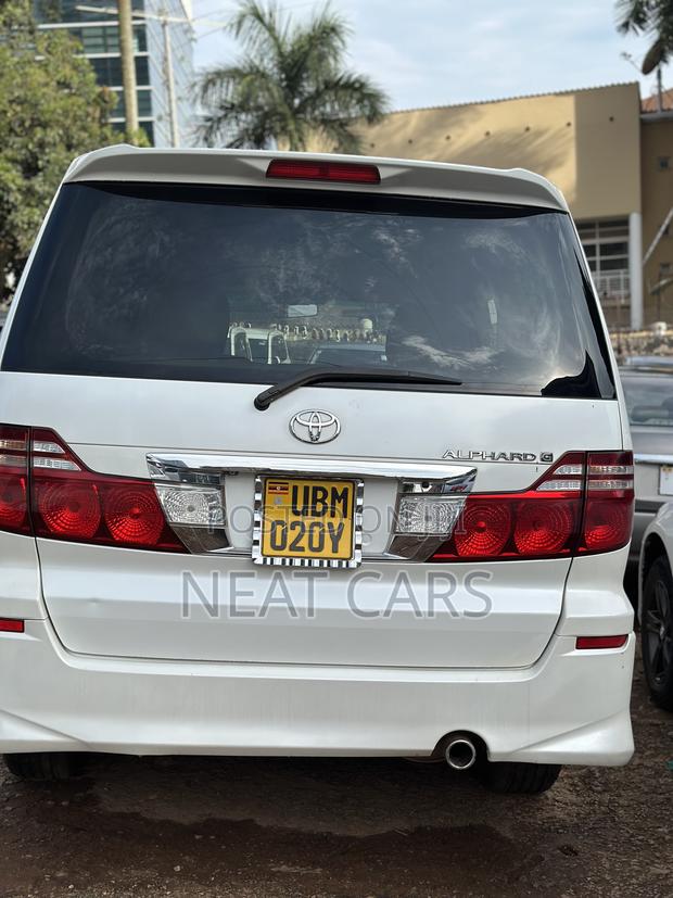 Toyota Alphard 2007 White