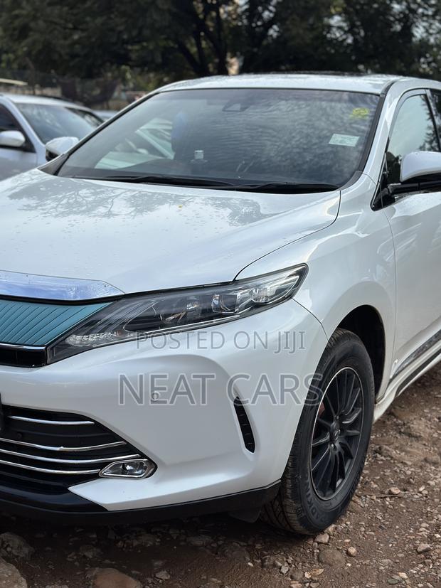 Toyota Harrier 2017 White