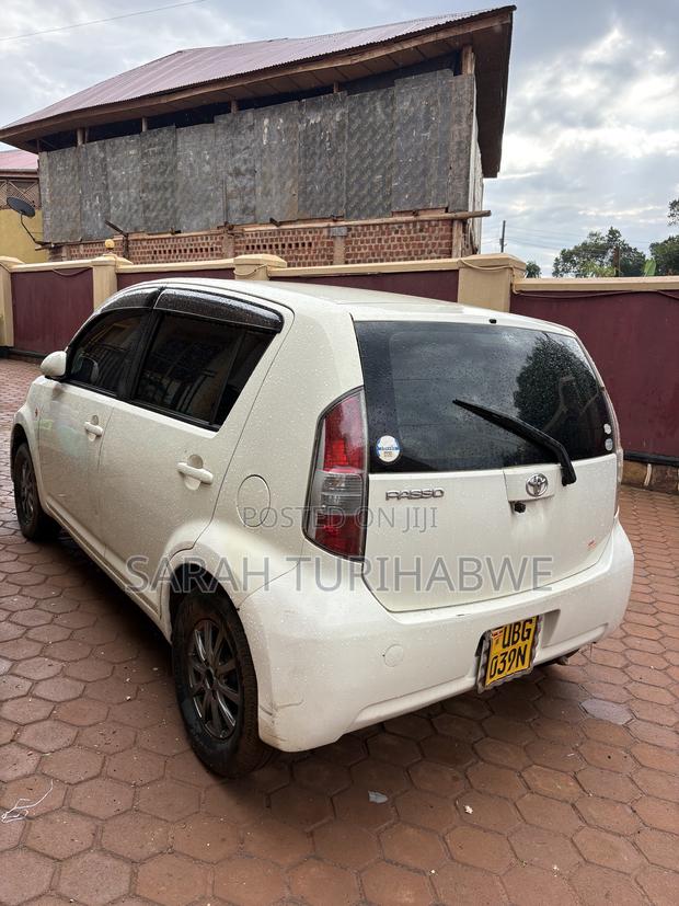 Toyota Passo 2006 White