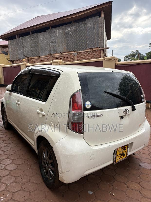 Toyota Passo 2006 White