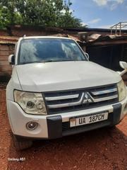 Mitsubishi Pajero 3.0 2010 White for sale