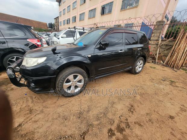 Subaru Forester 2011 Black