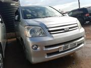 Toyota Noah 2.0 AWD (8 Seater) 2005 Silver for sale