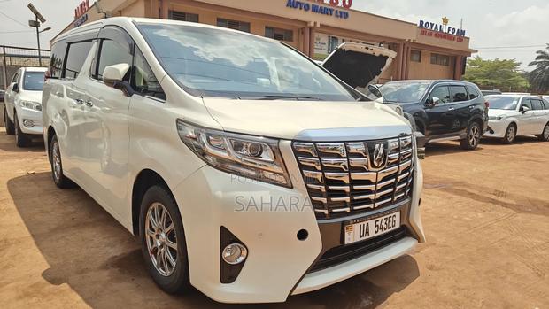 Toyota Alphard 2017 White