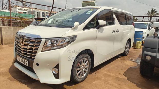 Toyota Alphard 2017 White