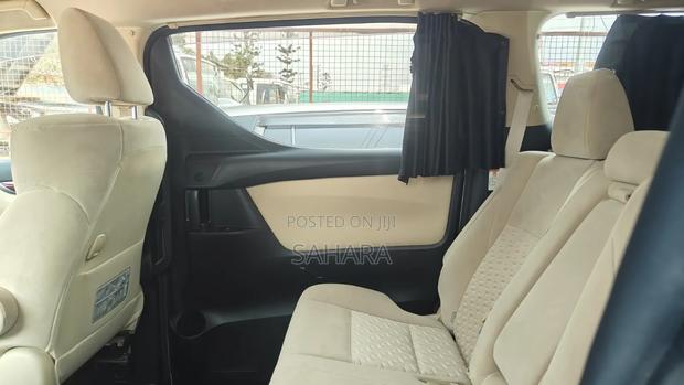 Toyota Alphard 2017 White