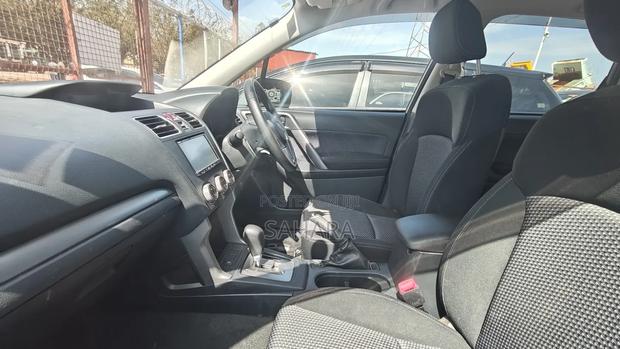 Subaru Forester 2017 Silver