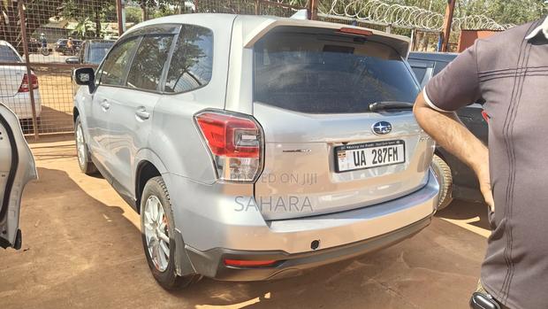 Subaru Forester 2017 Silver