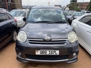 Toyota Sienta 2011 Gray for sale