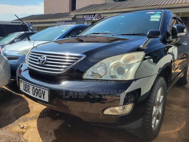Toyota Harrier 2.4 2010 Black