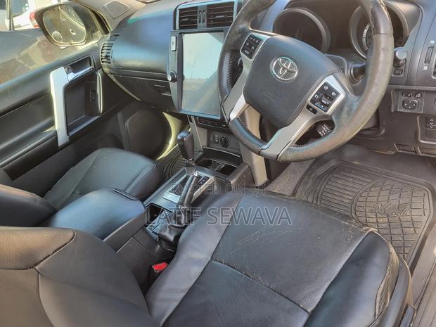 Toyota Land Cruiser Prado 3.0 D-4D (190 Hp) 7 seats 2016 Gray