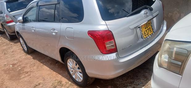 Toyota Corolla Fielder 2006 Silver