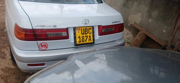 Toyota Premio 2003 Silver