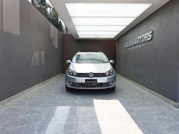 Volkswagen Golf 2011 Silver