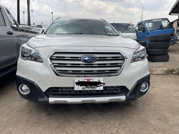 Subaru Outback 2017 White