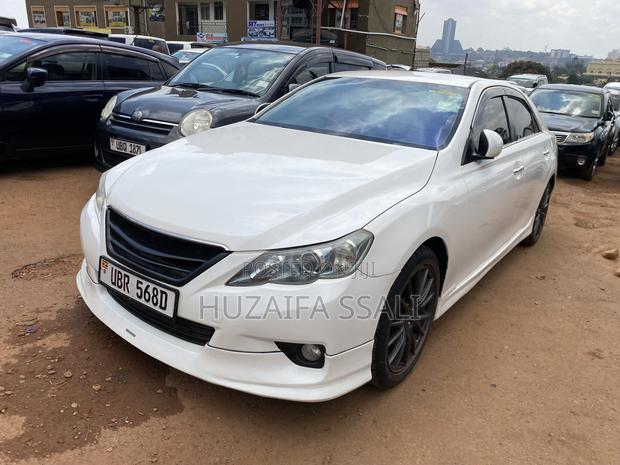 Toyota Mark X 2013 White
