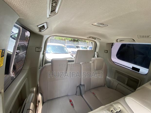 Toyota Noah 2014 White