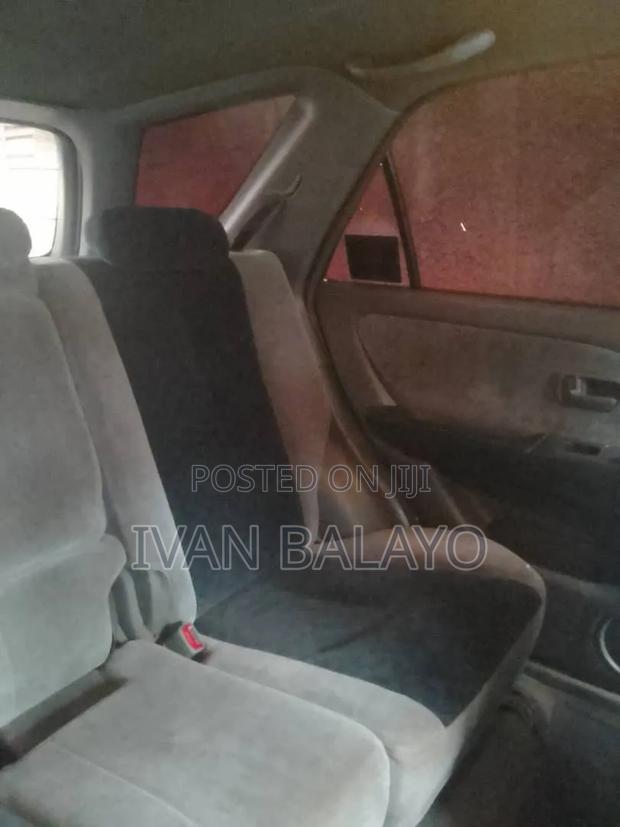 Toyota Harrier 2000 Gray