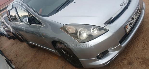 Toyota Wish 2006 Silver