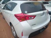 Toyota Auris 2013 White for sale