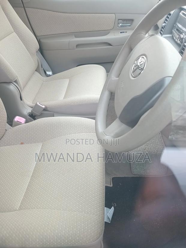 Toyota Raum 2011 White