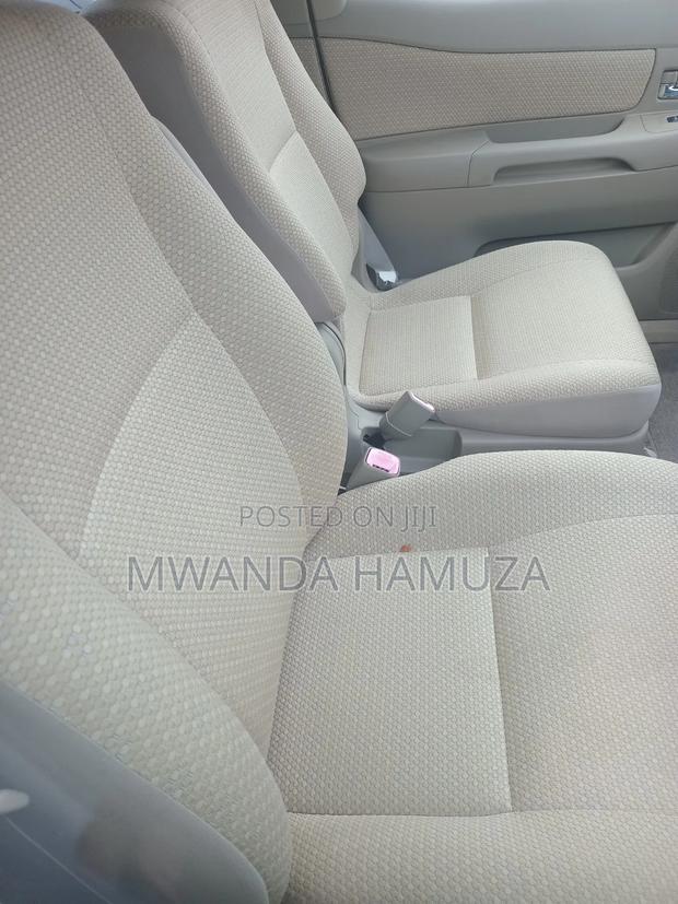 Toyota Raum 2011 White