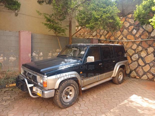 Nissan Patrol GR Wagon 1998 Green