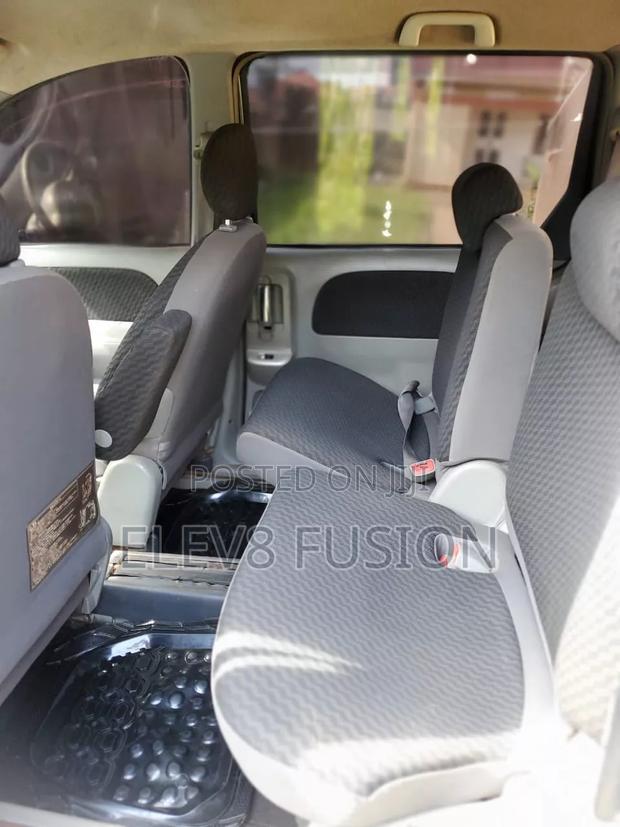Toyota Sienta 2009 Black